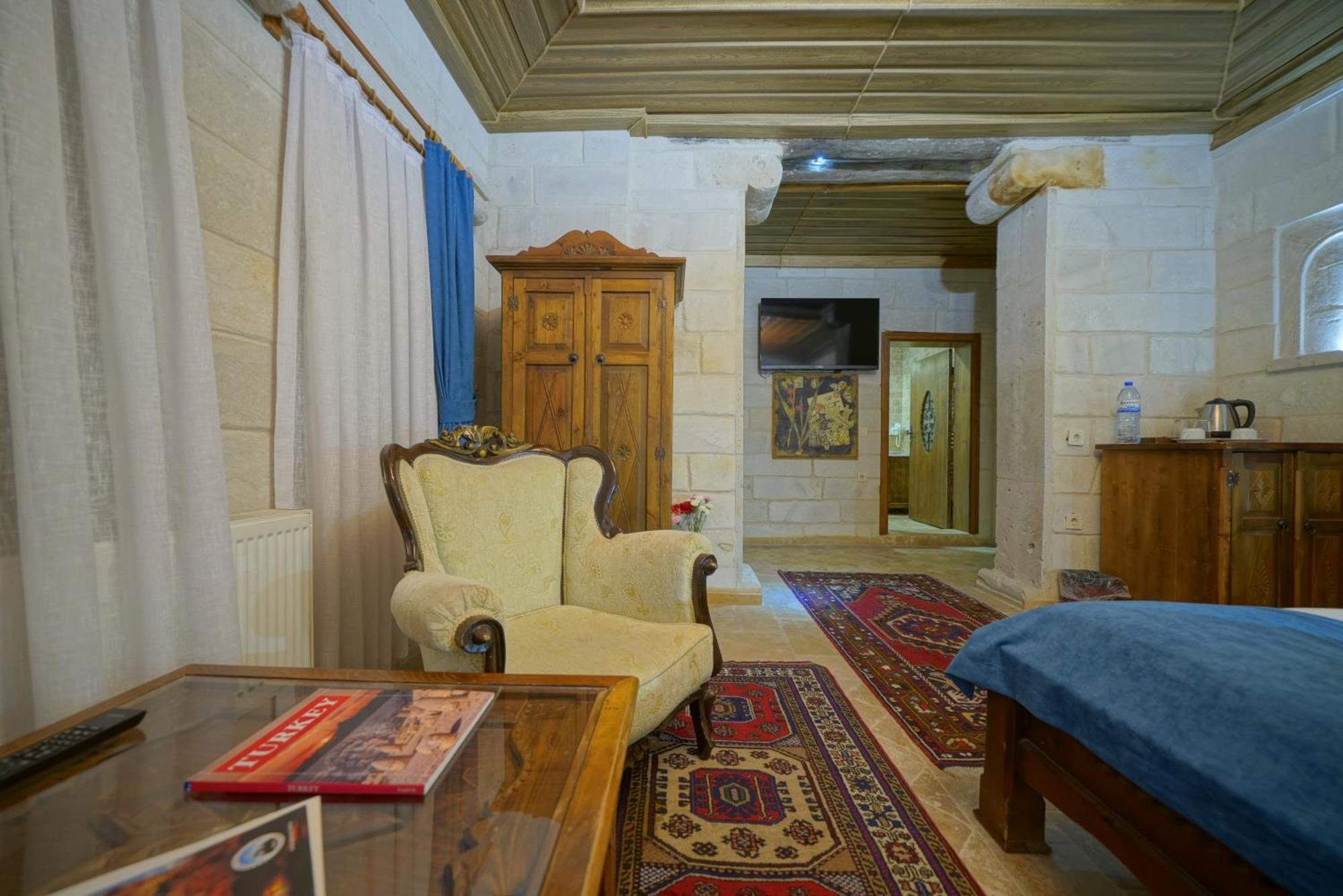 Shoestring Stone House Гореме Номер фото